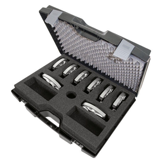 JAW KIT_001.jpg